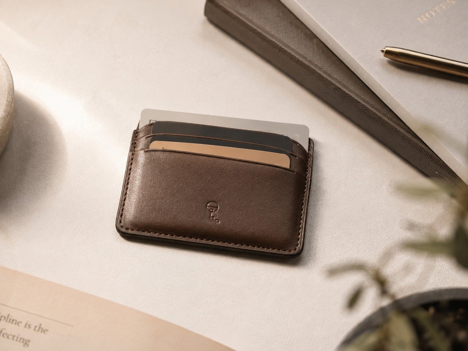 Bellroy Note Sleeve in context